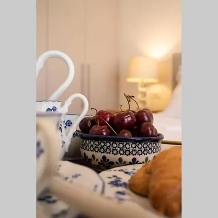 Paraga Πλατύς Γιαλός